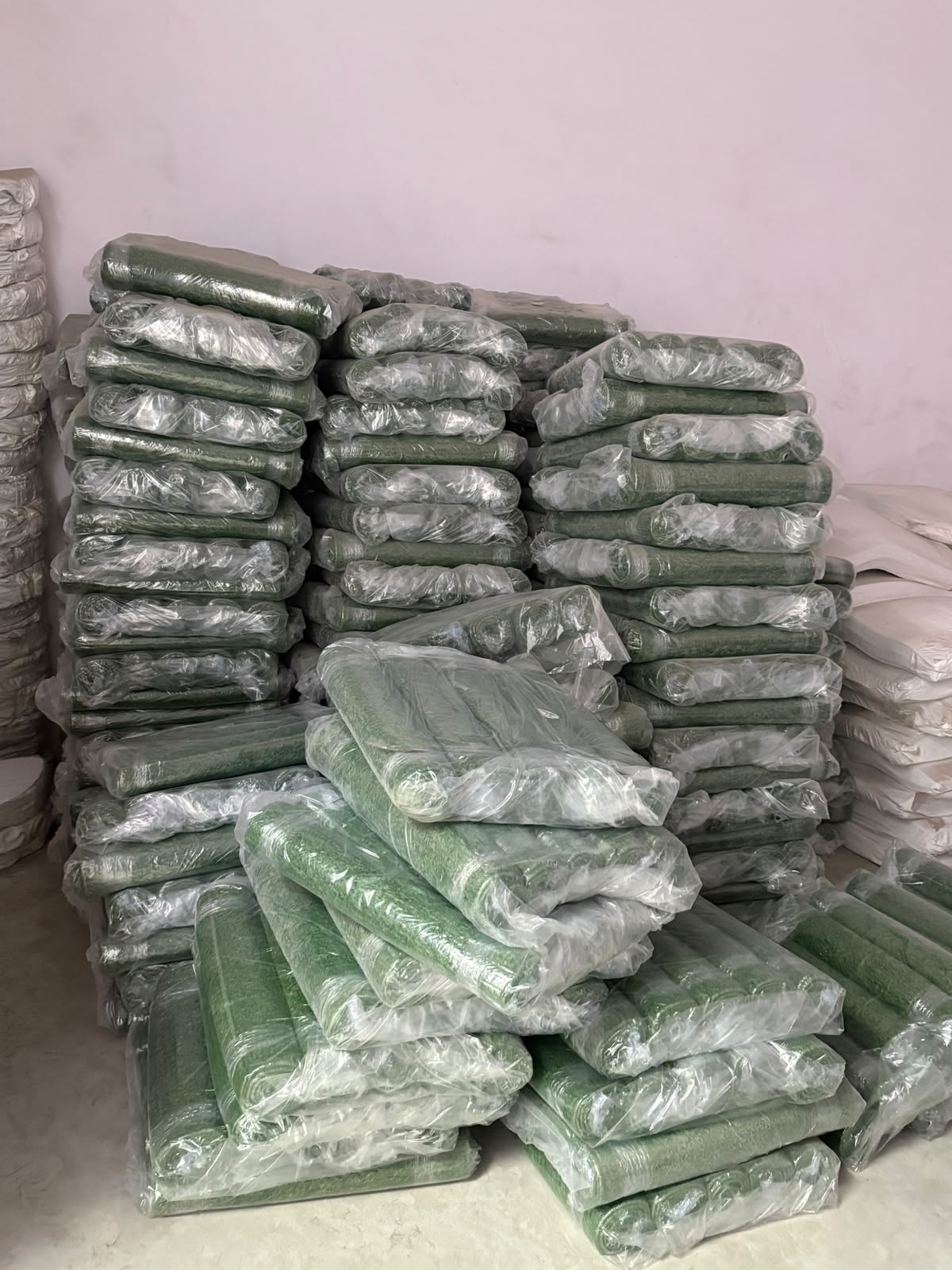 Artificial grass Runner (  with binding ) 22*55 inch